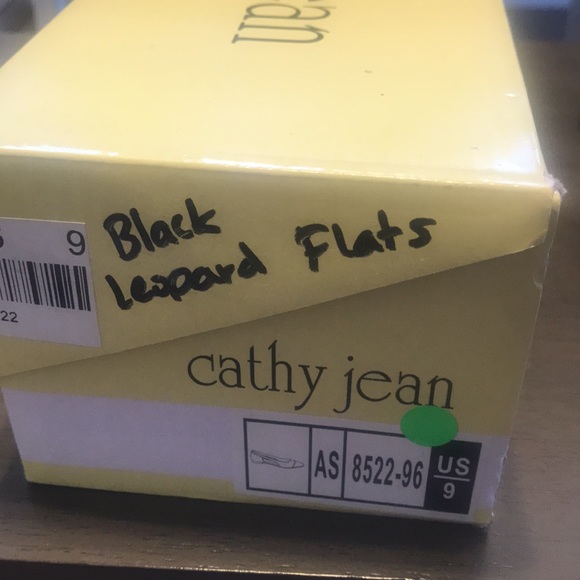 Cathy Jean Leopard Flats - Picture 5 of 8